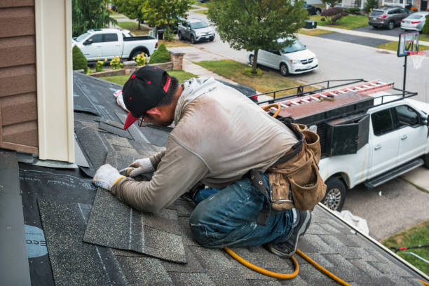 Professional Roofing technician working in Woodhaven, MI